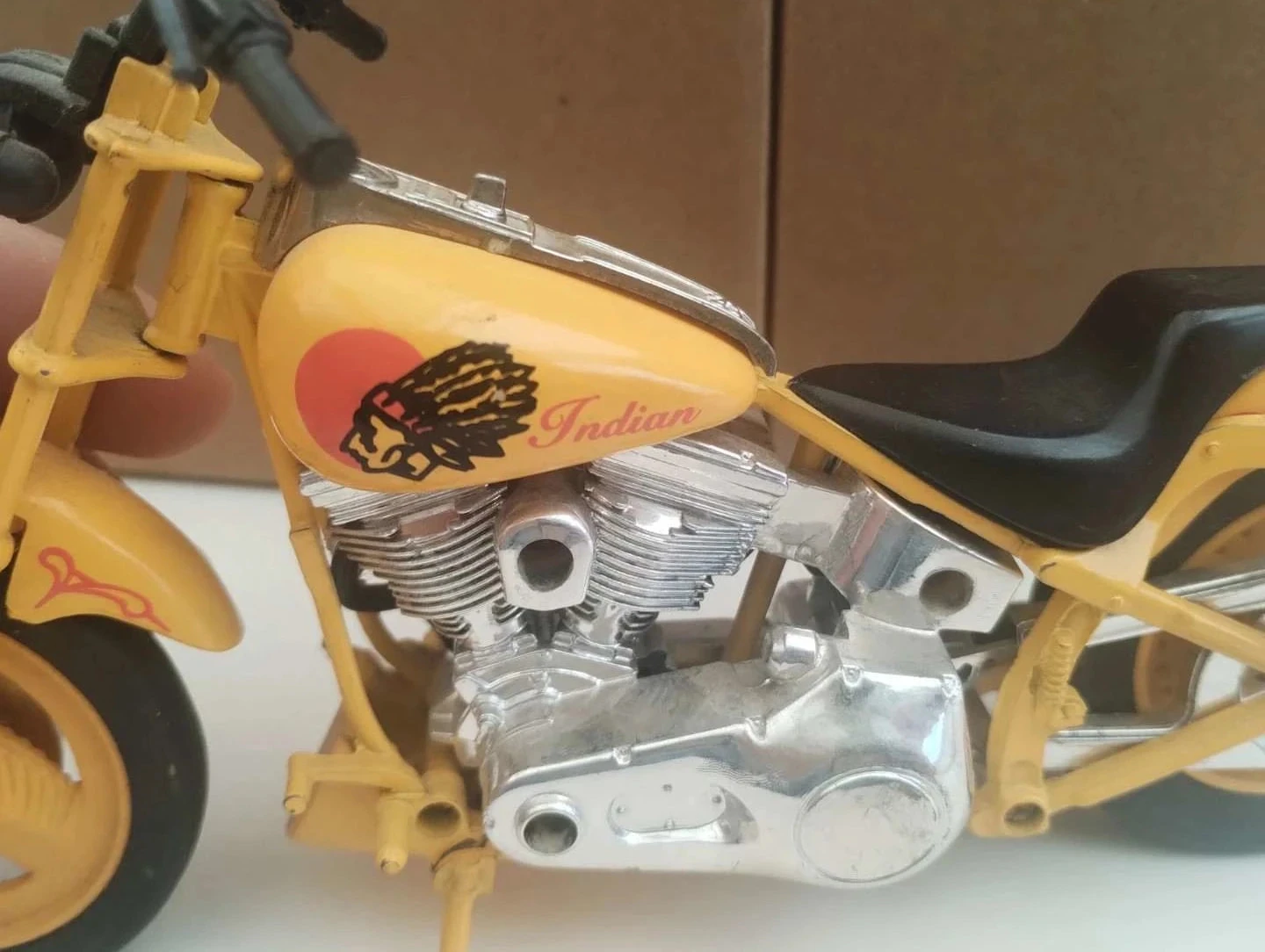 Moto de colección, Indian, sobre caballete – photo 3